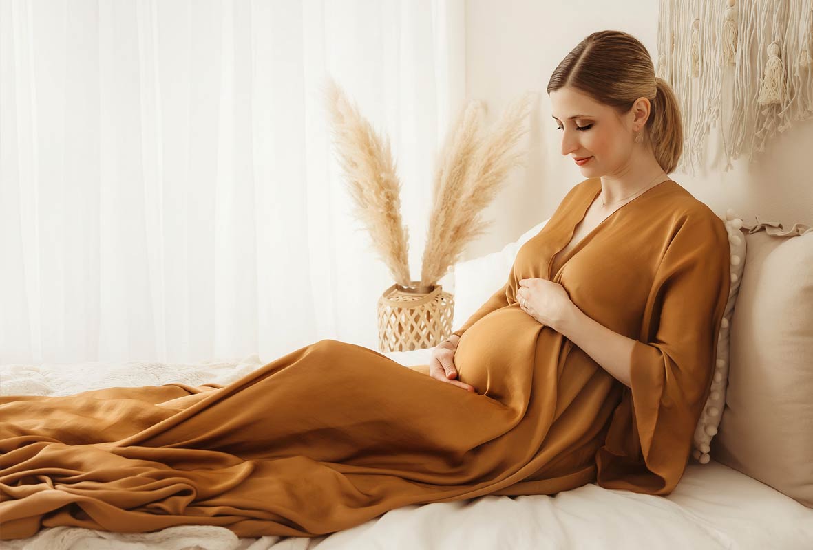 Babybauchshooting der Münchner Fotografin Anne Deml - Babybauch Fotos Fine Art