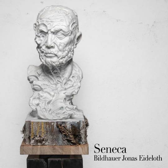 Steinskulptur SENECA von Jonas Eideloth · Steinbildhauer Landshut München