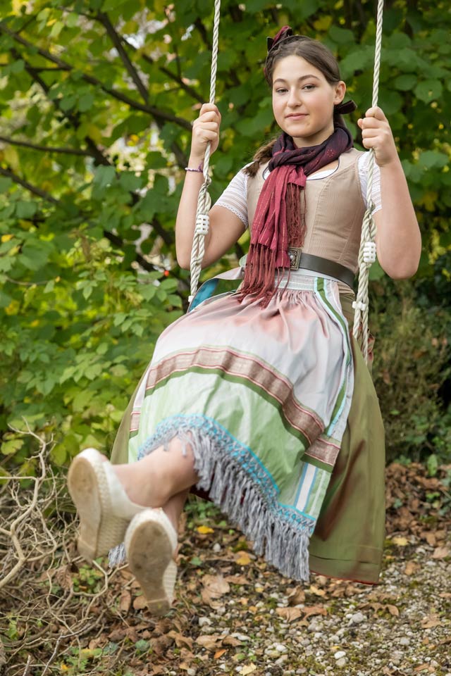 Designer Dirndl aus München von Michaela Keune – Designerdirndl