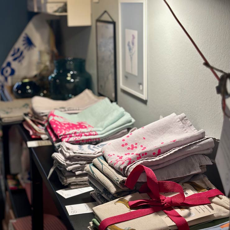 DIE WOHNEREI - Designermöbel Möbelgeschäft Möbelhaus in Halle