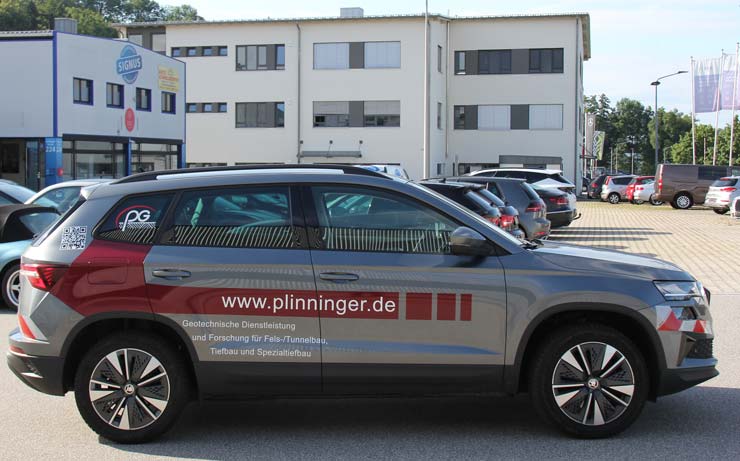 Fahrzeugbeschriftung im Raum Regensburg Landshut Passau - Bilder von Signus Werbetechnik 