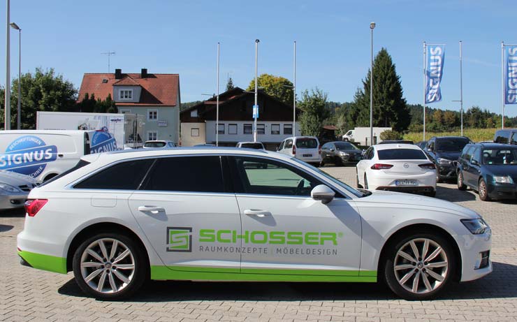 Fahrzeugbeschriftung im Raum Regensburg Landshut Passau - Bilder von Signus Werbetechnik 