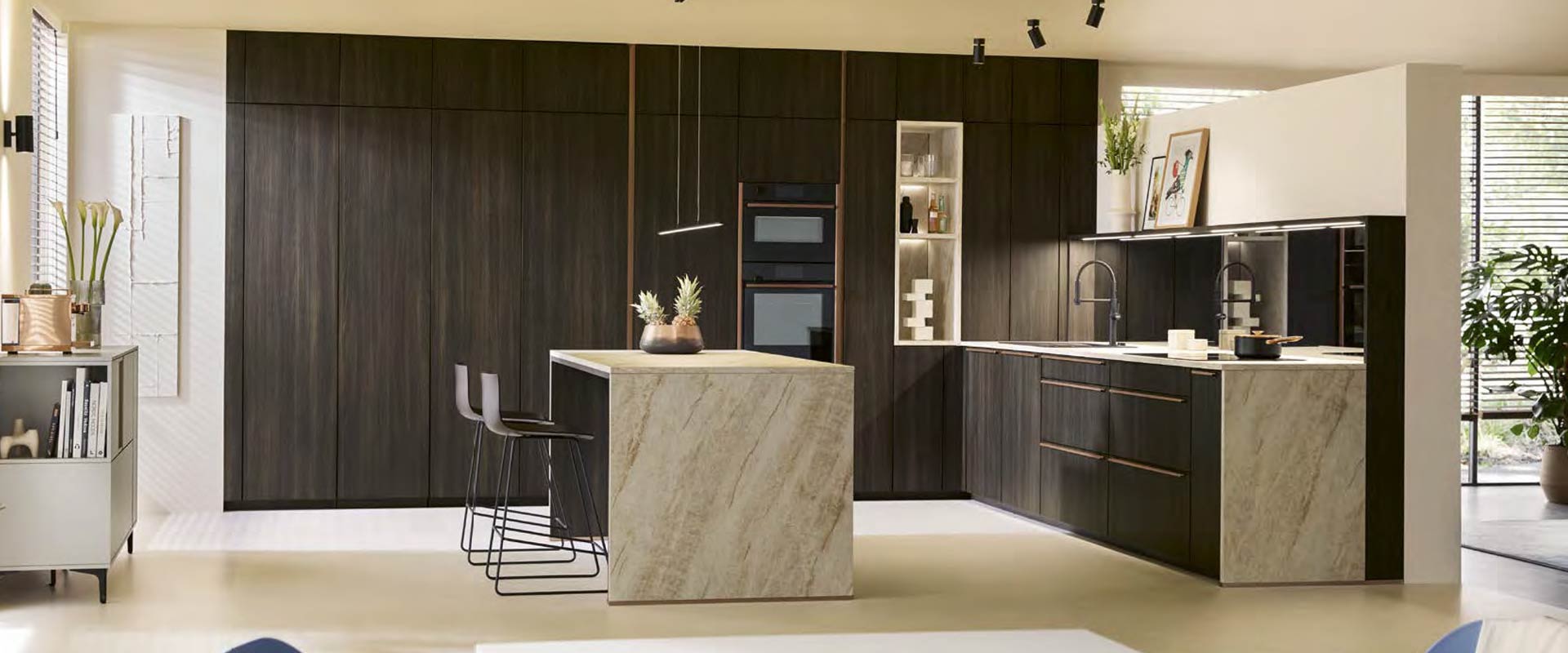 SCHÜLLER KÜCHEN bei Treffpunkt Küche Niggemeyer in Salzkotten nahe Paderborn