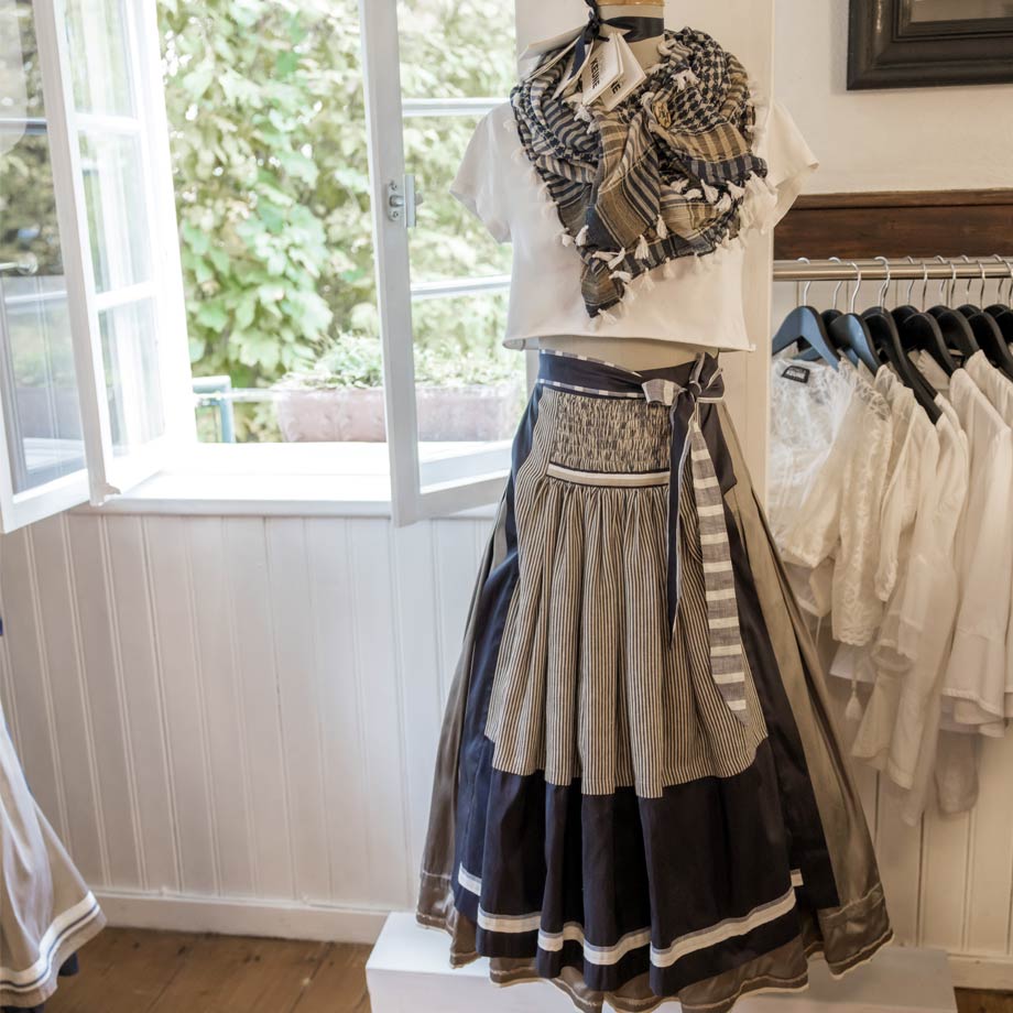 Luxus Dirndl – exklusive Dirndl von Michaela Keune