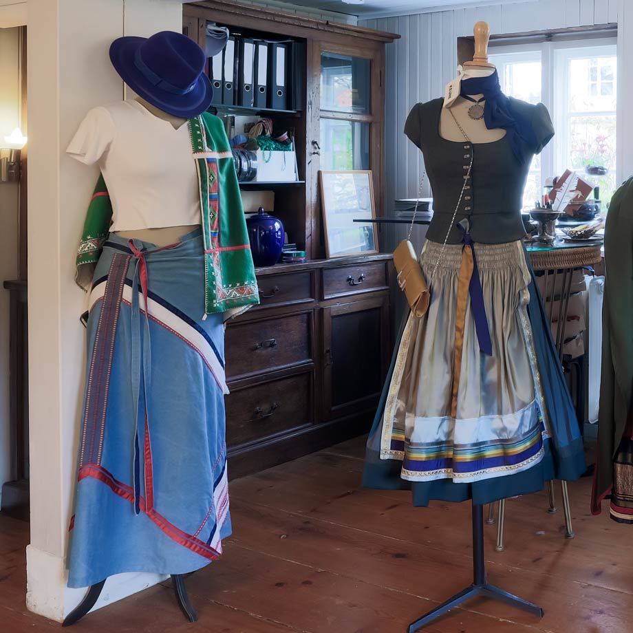 Luxus Dirndl – exklusive Dirndl von Michaela Keune