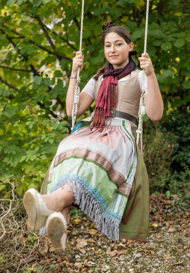 Luxus Dirndl – exklusive Dirndl von Michaela Keune