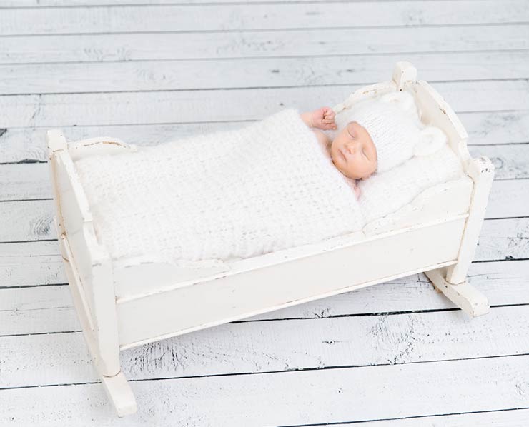 Newbornshooting Neugeborenenshooting mit Babyfotografin Marion Hogl aus München 