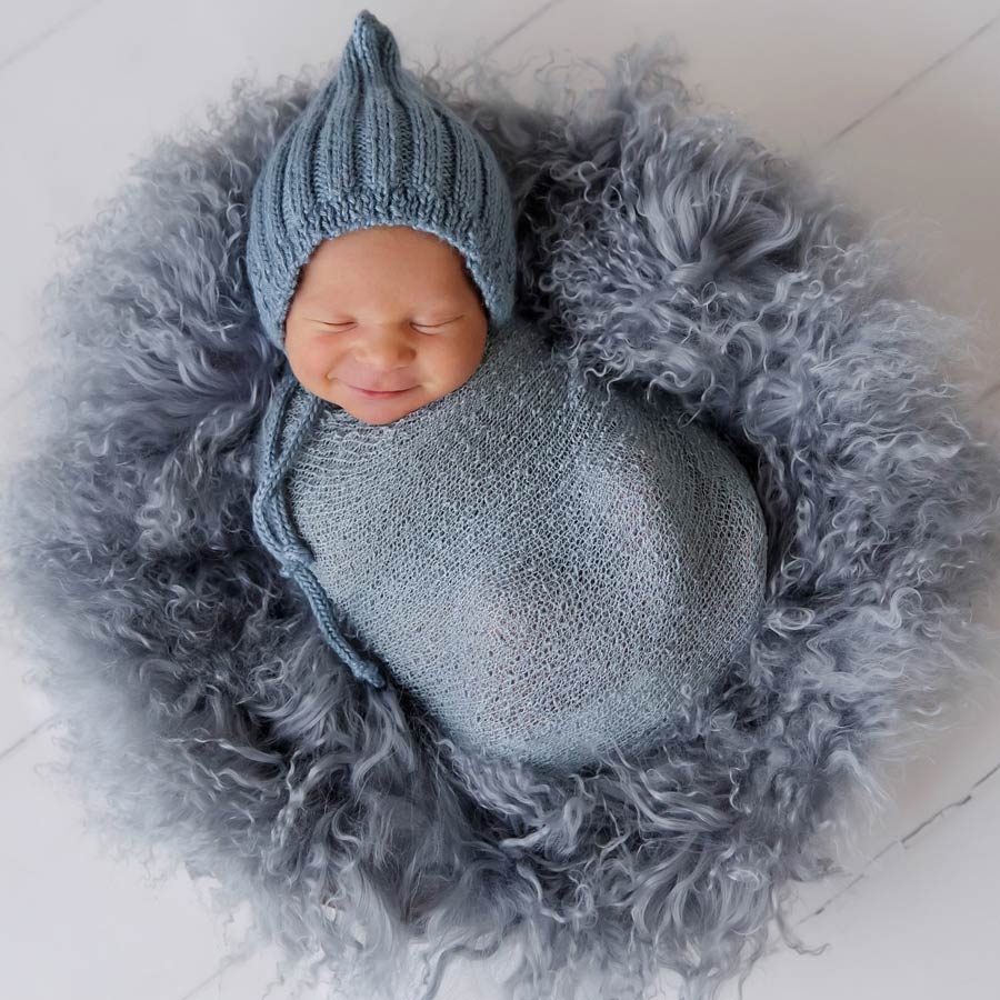 Newbornshooting Neugeborenenshooting in München mit der Babyfotografin Anne Deml